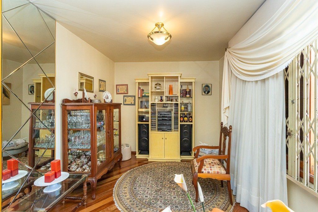 Casa sobrado no Partenon de 3 dormitórios e amplo pátio — foto 14