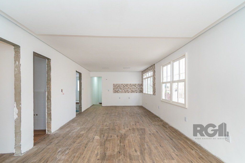 Casa no bairro Cristal de 3 dormitórios — foto 3