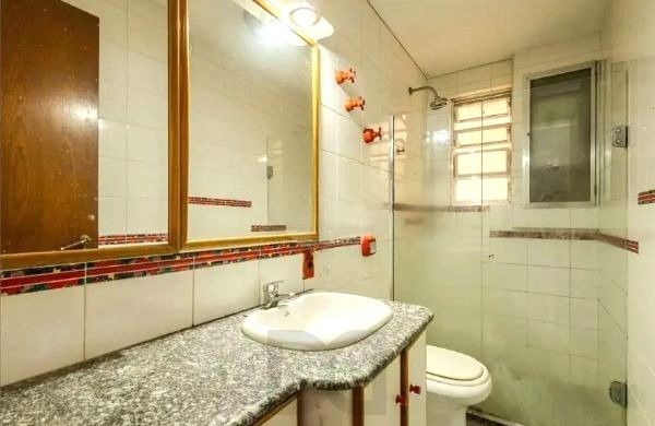 Apartamento na Cidade Baixa de 3 dormitórios e 1 vaga DESOCUPADO — foto 9