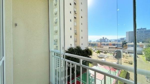 Apartamento de 2 dormitórios vaga e infra no bairro Camaquã — foto 2