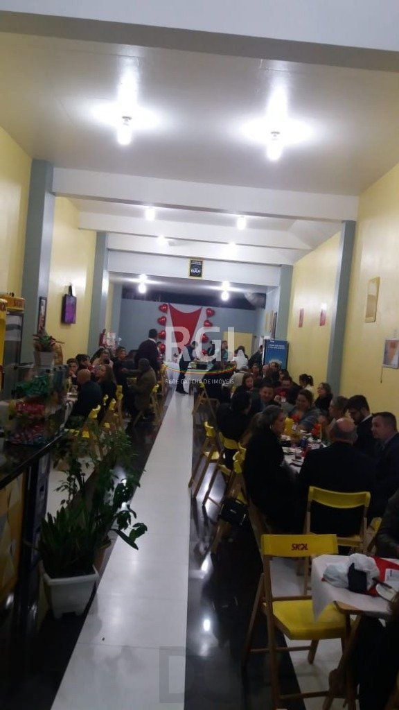 Casa Comercial para Venda - 360m², 0 dormitórios, Petrópolis — foto 7
