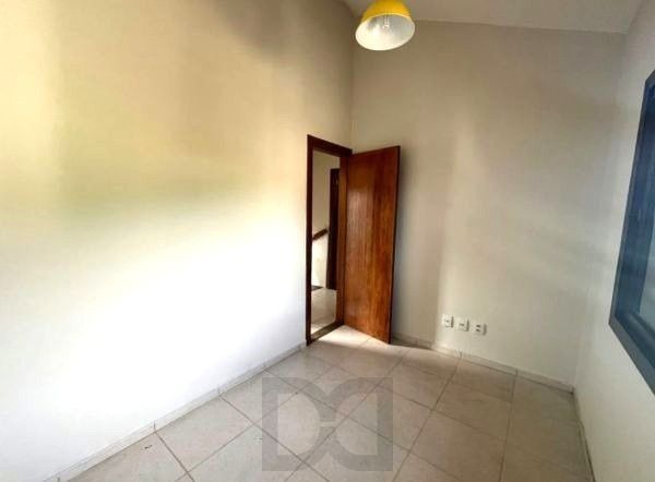 Casa em condominio fechado de 3 dormitórios e vaga DESOCUPADA — foto 6