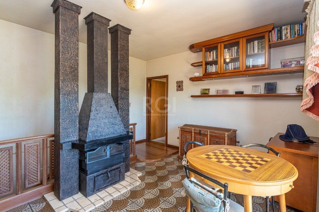 Casa sobrado no Partenon de 3 dormitórios e amplo pátio — foto 33