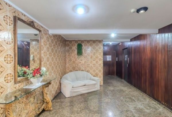 Apartamento no bairro Floresta de 1 dormitório DESOCUPADO — foto 13