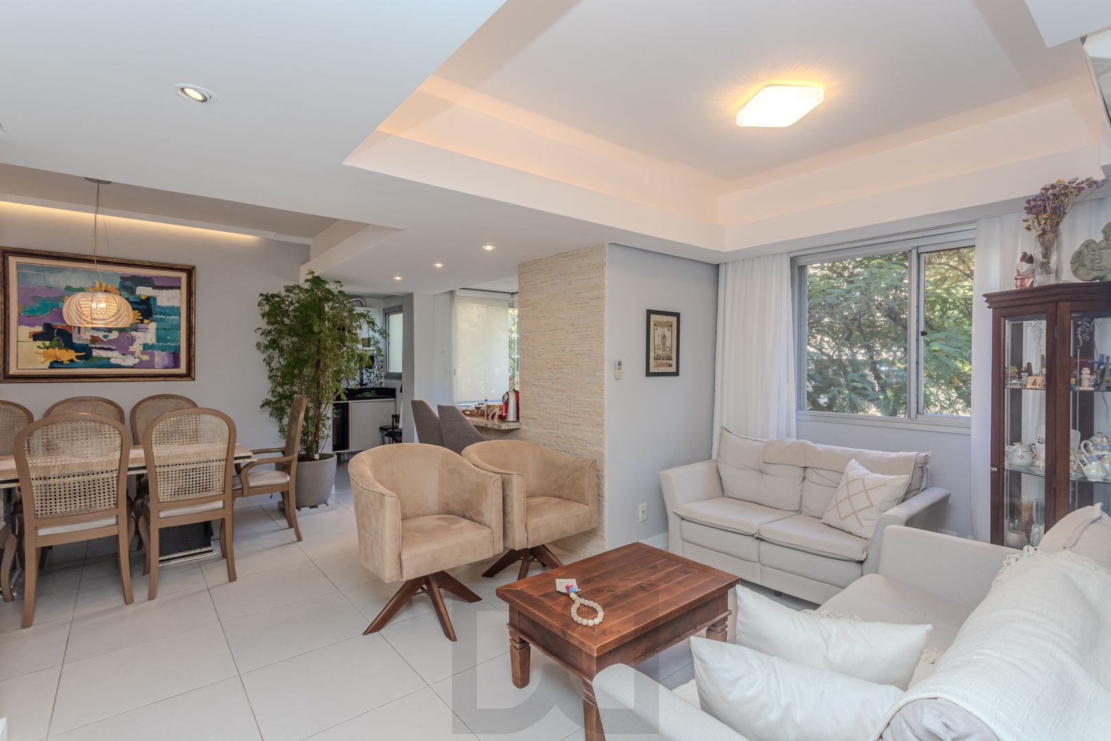 Apartamento diferenciado no bairro Nonoai de 3 dormitórios 2 vagas e infra — foto 5