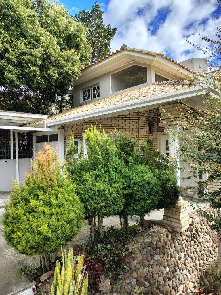 Casa sobrado com 300m² na Vila Nova de 3 dormitórios e 4 vagas — foto 4