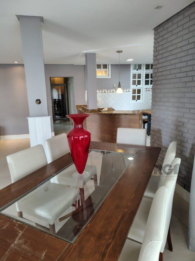 Casa sobrado com 300m² na Vila Nova de 3 dormitórios e 4 vagas — foto 10