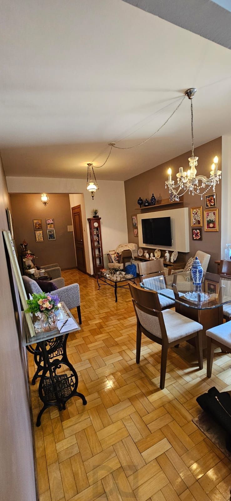 Apartamento no Centro de 1 dormitório semi mobiliado e REFORMADO — foto 6