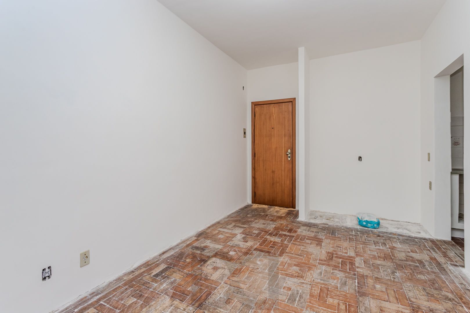 Apartamento no Menino Deus de 1 dormitório DESOCUPADO — foto 6