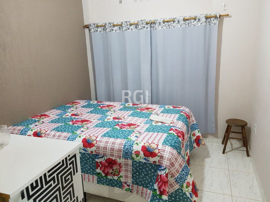 Casa de 3 dormitórios, vagas e pátio - Passo da Areia — foto 6