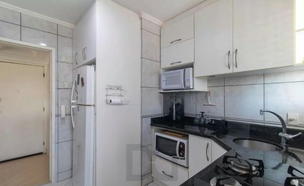 Apartamento no Cristal de 2 dormitórios — foto 14