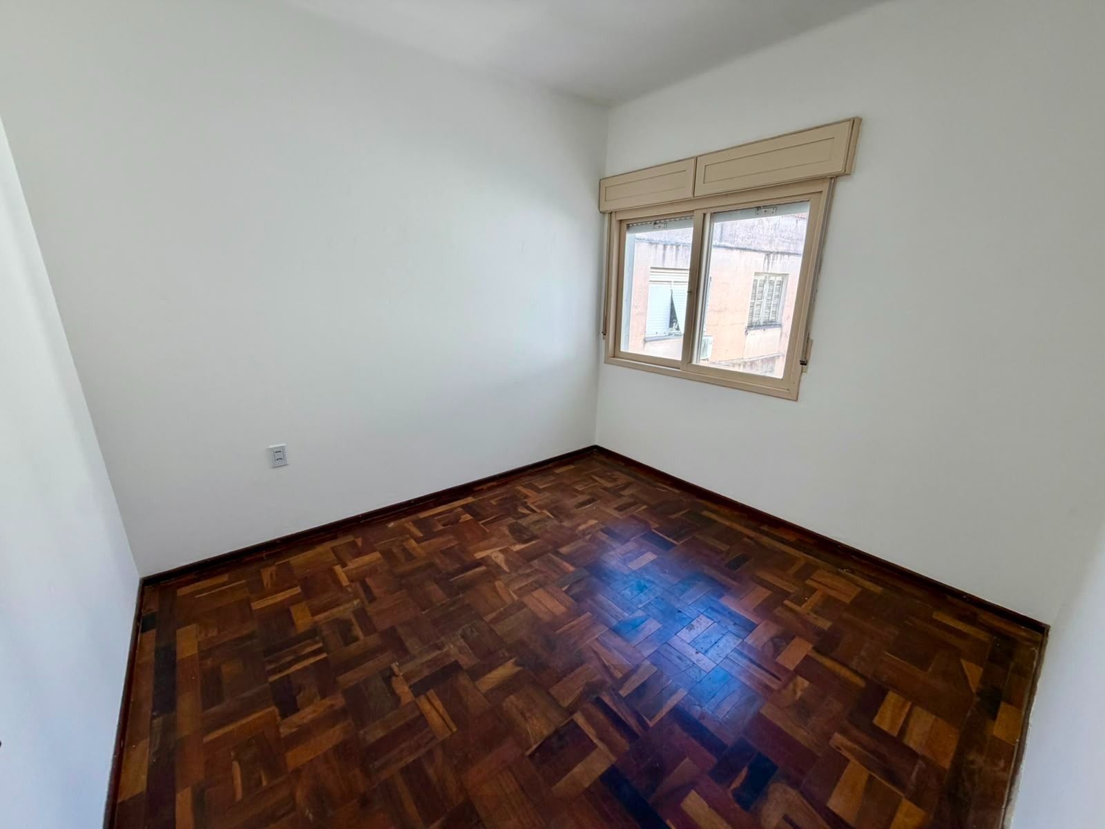 AMPLO APARTAMENTO 3 DORMITÓRIOS, DOIS BANHEIROS, 91 METROS DE ÁREA ÚTIL, , BAIRRO PETRÓPOLIS, POA-RS — foto 6