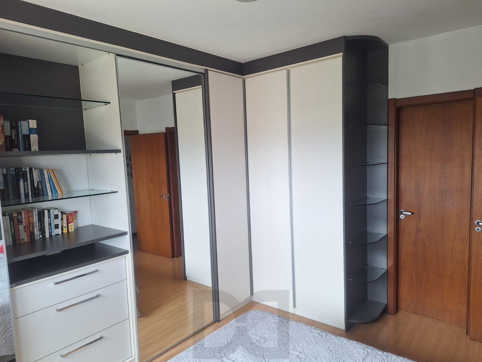 Apartamento no bairro Vila Ipiranga de 2 dormitórios e vaga — foto 8