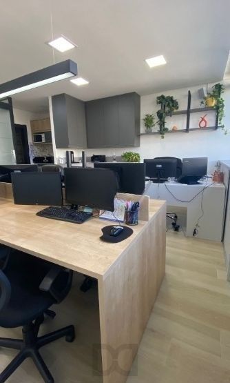 Sala comercial no bairro Petrópolis MOBILIADA com vaga — foto 6