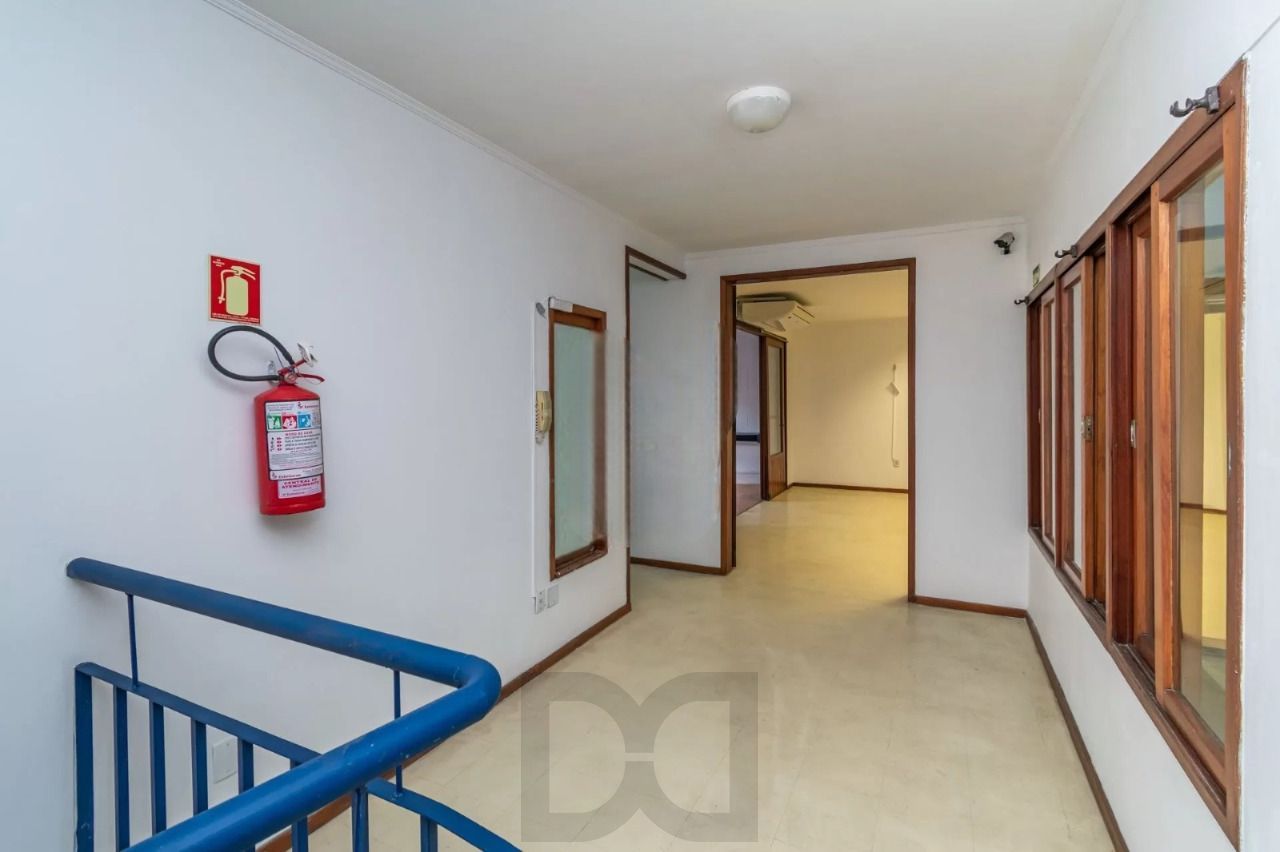Predio Comercial com 1000m², 5 vagas, no bairro Higienópolis em Porto Alegre para Alugar — foto 41