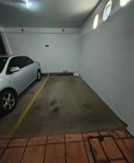 Apartamento no bairro Petrópolis de 2 dormitórios e vaga DESOCUPADO — foto 18