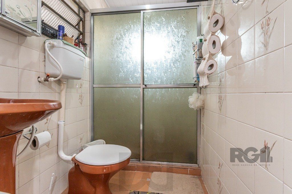 CASA COMERCIAL E RESIDENCIAL NO MIOLO DO BAIRRO SANTANA — foto 14