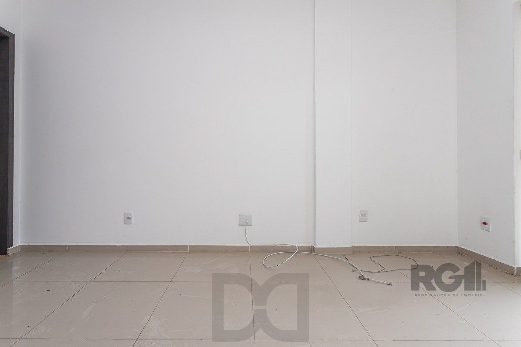 Sala comercial no Menino Deus — foto 8