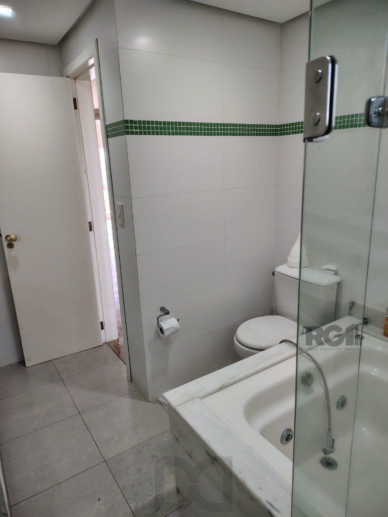 Casa sobrado com 300m² na Vila Nova de 3 dormitórios e 4 vagas — foto 29