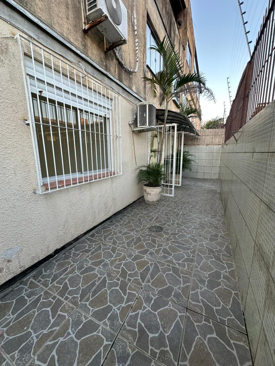 Apartamento com 3 Quartos, térreo com pátio privativo, 1 vaga coberta à Venda, 88m² privativos, só R$ 299.000 — foto 20