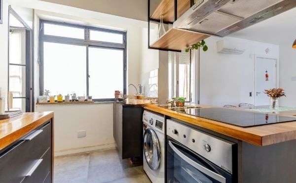 Apartamento na Cidade Baixa de 1 dormitório e dependência REFORMADO — foto 9