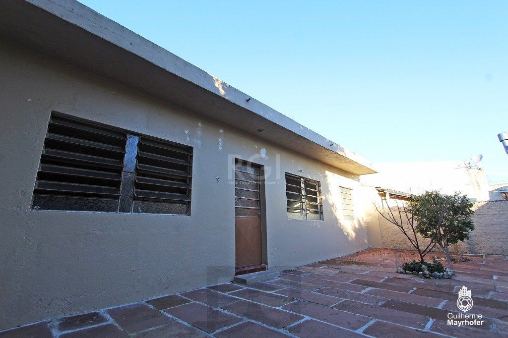 Casa no bairro Cavalhada de 3 dormitórios e amplo pátio — foto 28