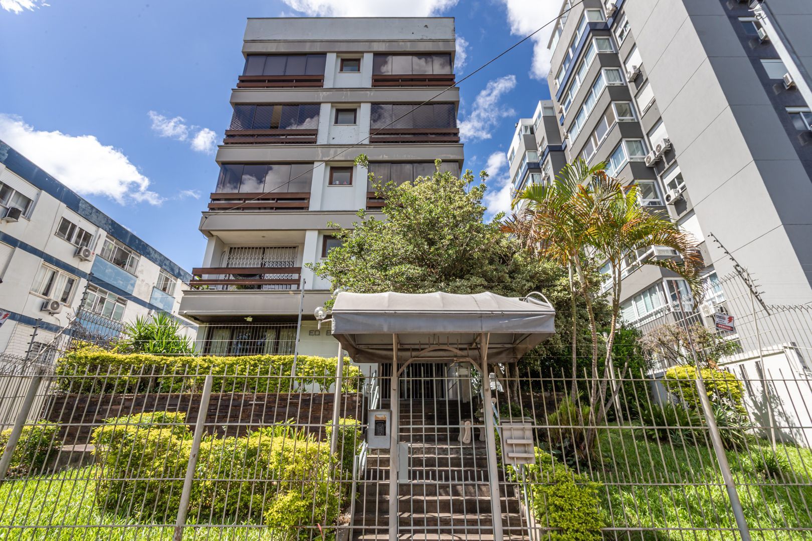 Cobertura no bairro Petrópolis de 3 dormitórios terraço e 2 vagas — foto 1