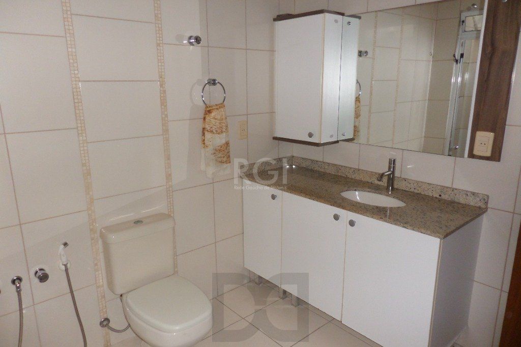 Apartamento 3 dormitórios Menino Deus Reformado e Desocupado — foto 15