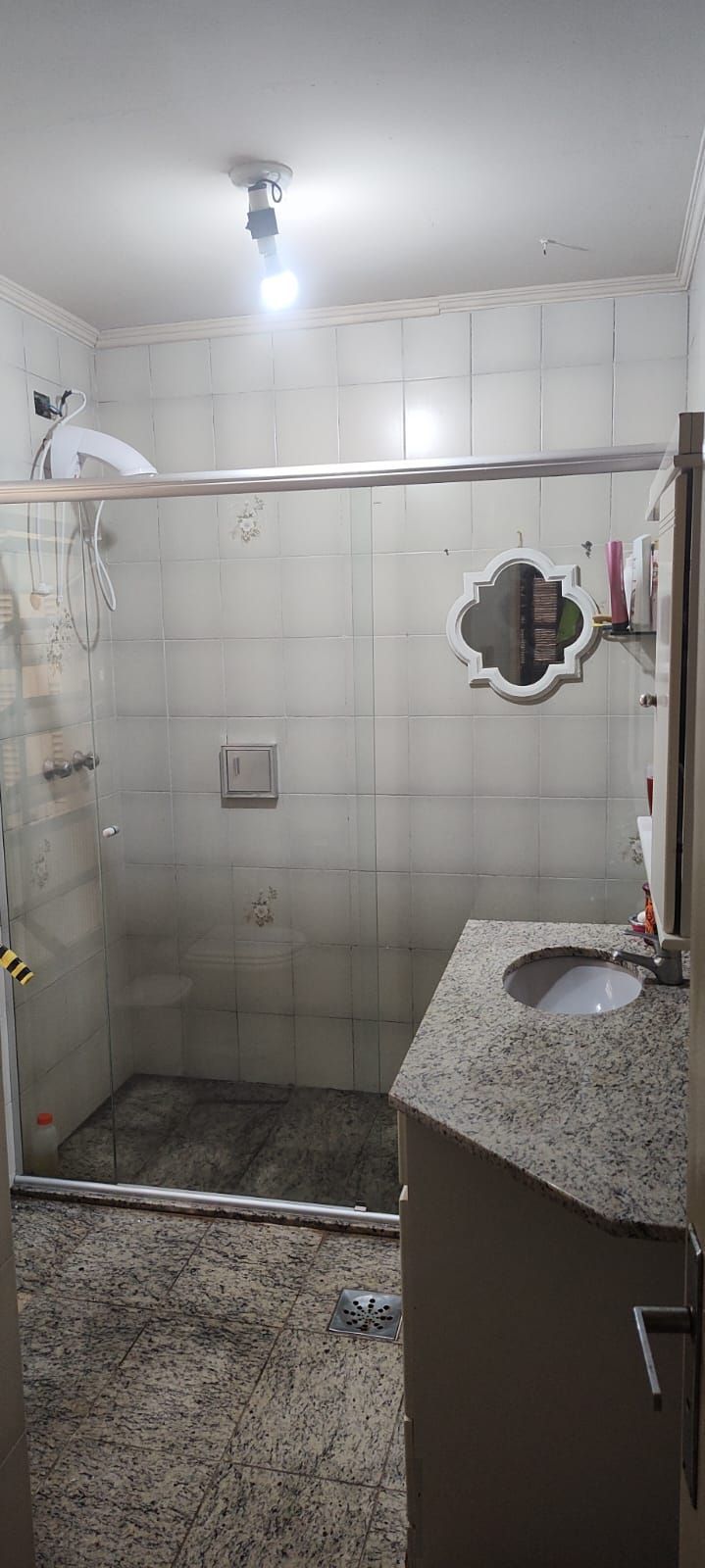Sobrado no bairro Vila Ipiranga de 4 dormitórios e 2 vagas — foto 32