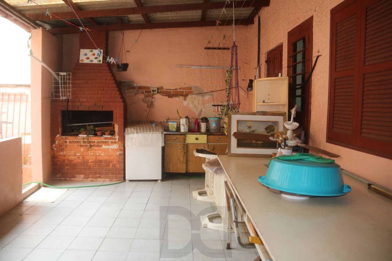 Casa 7 dormitórios 2 vagas de garagem no bairro Petrópolis — foto 26