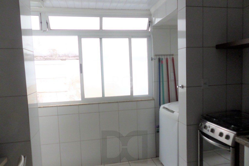 Apartamento 3 dormitórios Menino Deus Reformado e Desocupado — foto 23