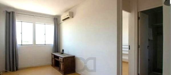 Apartamento no Sarandi de 2 dormitórios e vaga semi mobiliado DESOCUPADO — foto 3