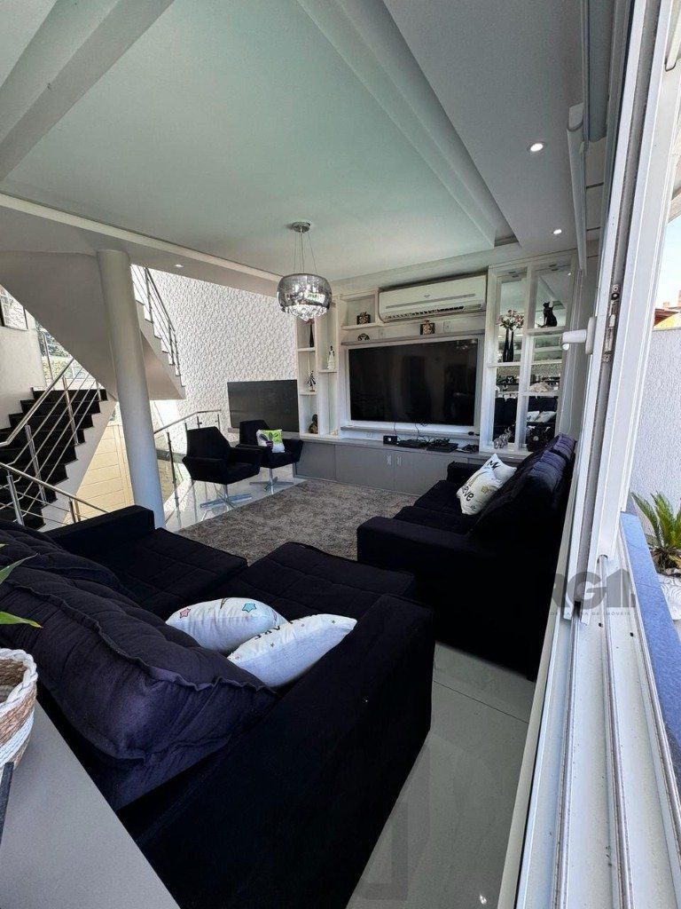 Casa de altíssimo padrão na zona norte de Porto Alegre. — foto 10