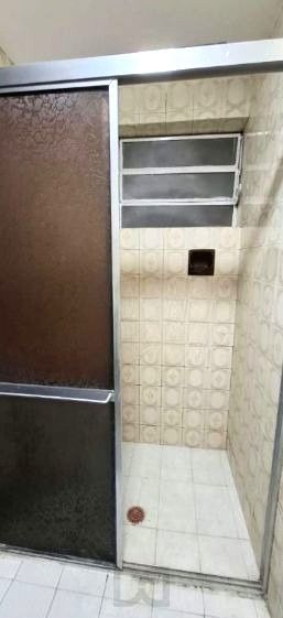 Apartamento de 2 dormitórios no bairro Teresópolis térreo com pátio DESOCUPADO — foto 7