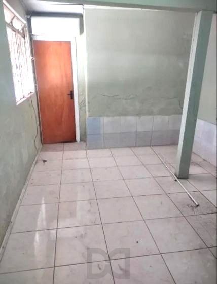 Casa no Sarandi de 2 dormitórios e pátio — foto 7