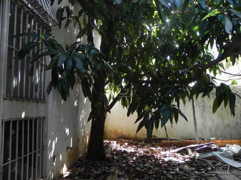 Casa para Venda - 110m², 4 dormitórios, sendo 1 suites, 4 vagas - Jardim Itu — foto 9