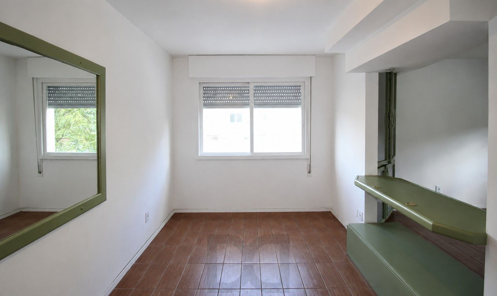 Apartamento no Petrópolis de 1 dormitório DESOCUPADO — foto 4