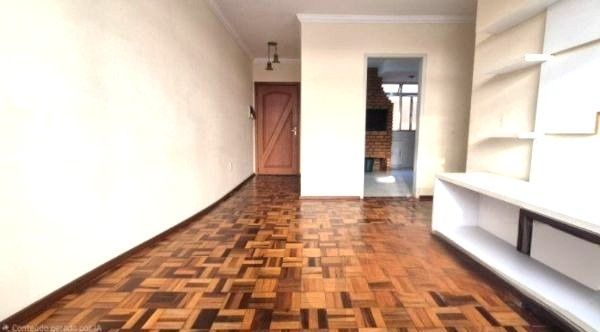 Apartamento no bairro Medianeira de 3 dormitórios DESOCUPADO — foto 2