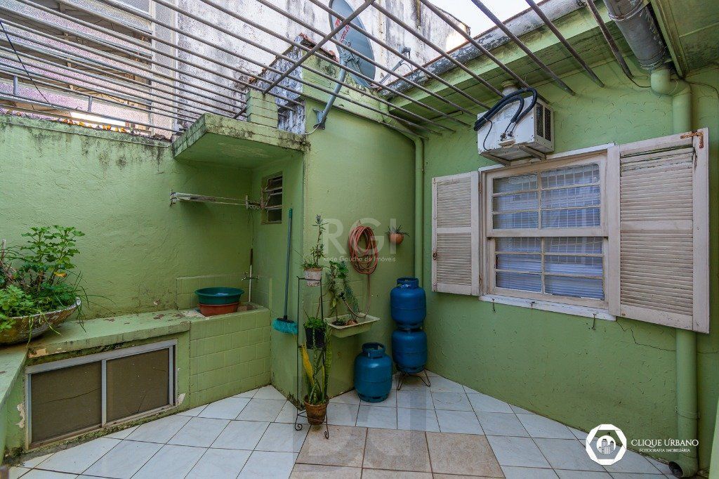 Casa para Venda de 3 dormitórios, no bairro Petrópolis — foto 31