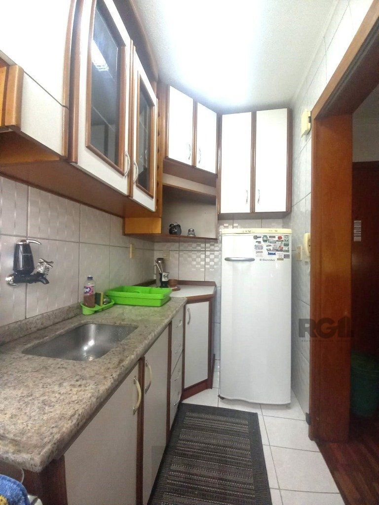 Apartamento no Passo D'areia de 1 dormitório MOBILIADO E DESOCUPADO — foto 22