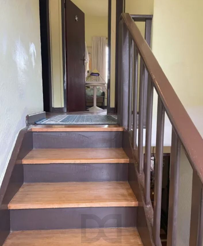 Casa 7 dormitórios 2 vagas de garagem no bairro Petrópolis — foto 44