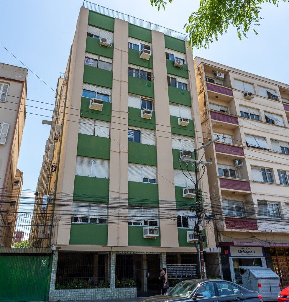 Apartamento na Cidade Baixa de 3 dormitórios e 1 vaga DESOCUPADO — foto 32