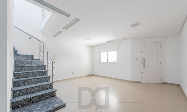 Casa sobrado no bairro Vila Ipiranga de 3 dormitórios e 2 vagas — foto 3