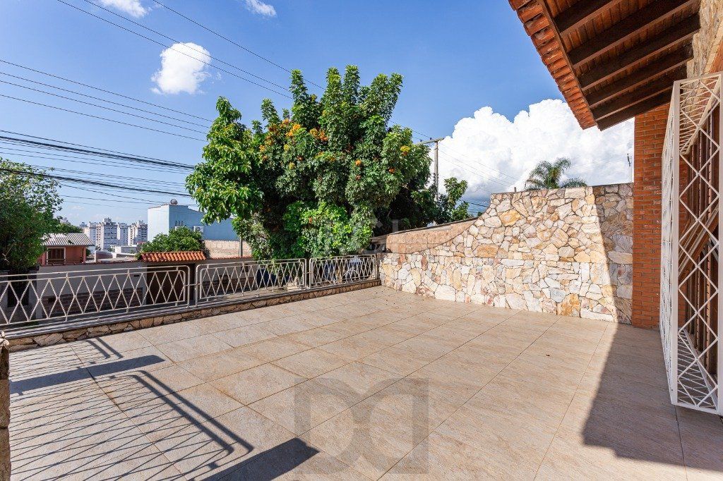 Casa sobrado no Partenon de 3 dormitórios e amplo pátio — foto 76