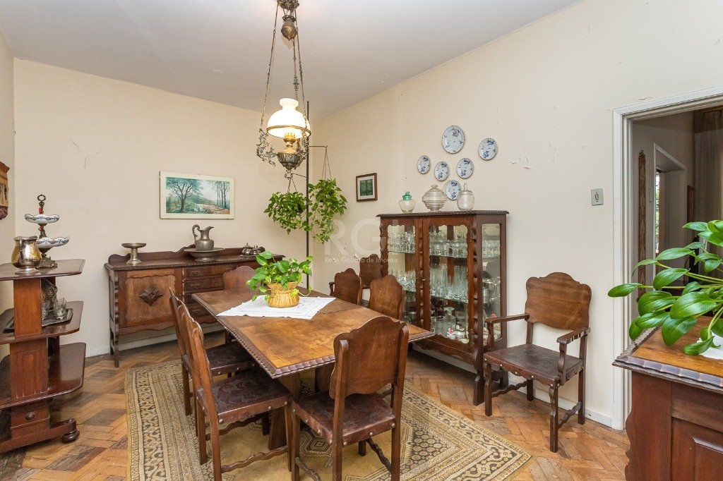 Casa no bairro Petrópolis de 3 dormitórios — foto 8