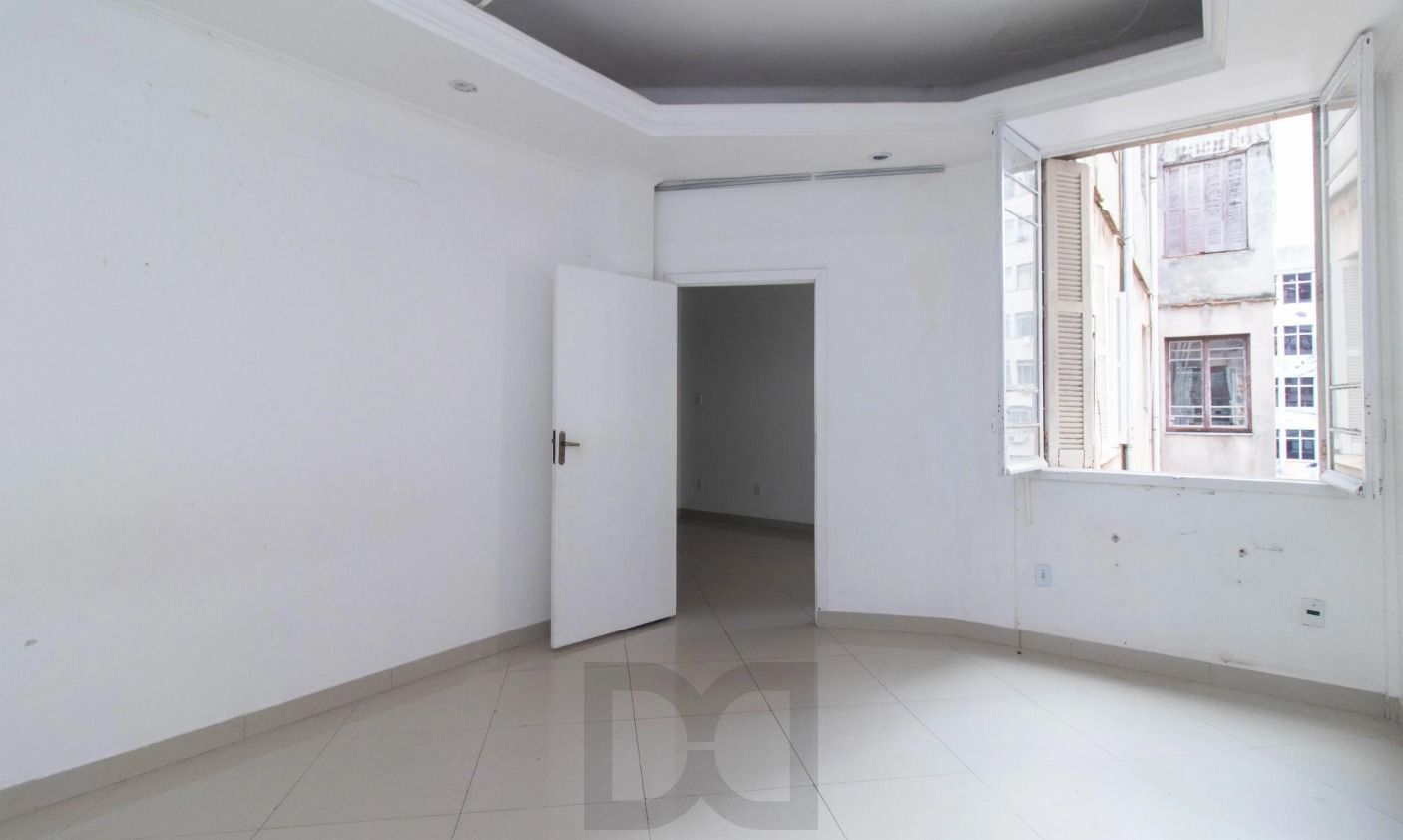 Apartamento no Centro com 121m² DESOCUPADO — foto 14