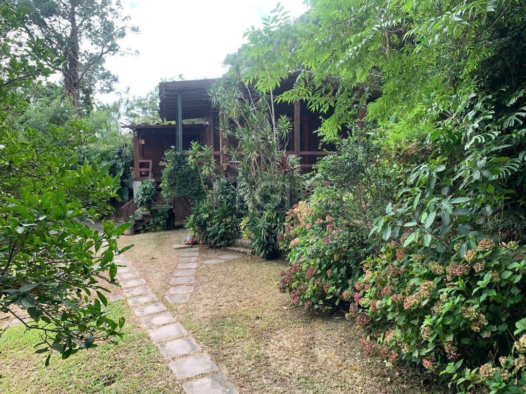 Terreno de 5.280 m², com 3 casas, no bairro Ponta Grossa, em Porto Alegre. — foto 17