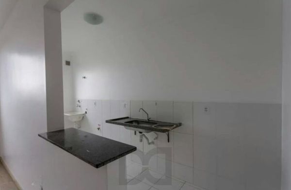 Apartamento no bairro Nonoai de 2 dormitórios e vaga — foto 9