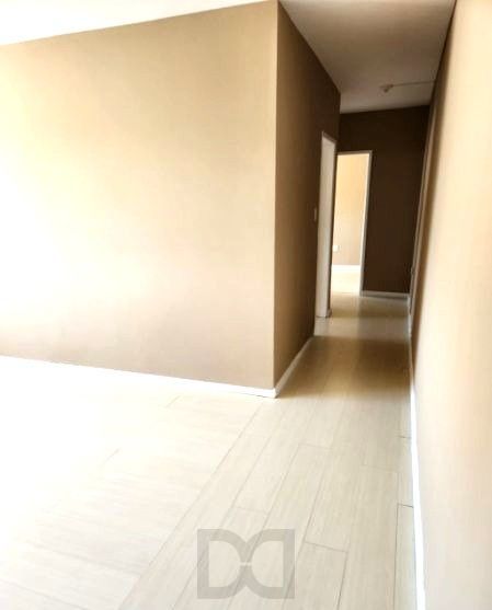 Apartamento no Menino Deus de 2 dormitórios DESOCUPADO — foto 3