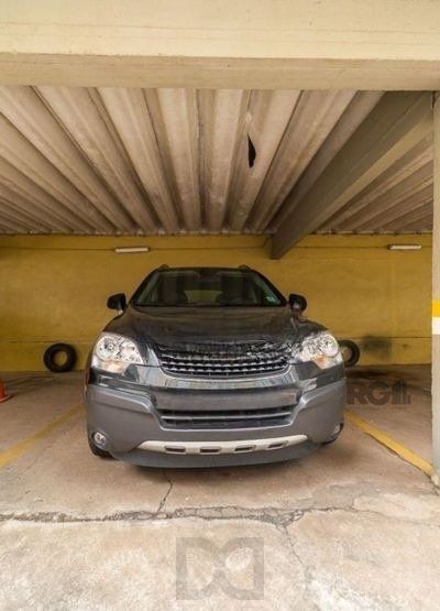 Apartamento no bairro Auxiliadora de 2 dormitórios dependência e vaga DESOCUPADO — foto 23